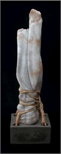 Contradiction 2 rotblatt stone sculpture